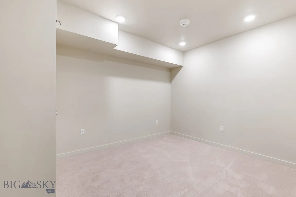 59 E Park Street 102, Butte, Montana 59701, Butte, Montana 59701, 2 Bedrooms Bedrooms, ,2 BathroomsBathrooms,Residential,For Sale,59 E Park Street 102, Butte, Montana 59701,0,399199