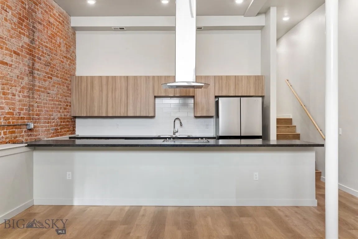 59 E Park Street 203, Butte, Montana 59701, Butte, Montana 59701, 1 Bedroom Bedrooms, ,1 BathroomBathrooms,Residential,For Sale,59 E Park Street 203, Butte, Montana 59701,0,399229