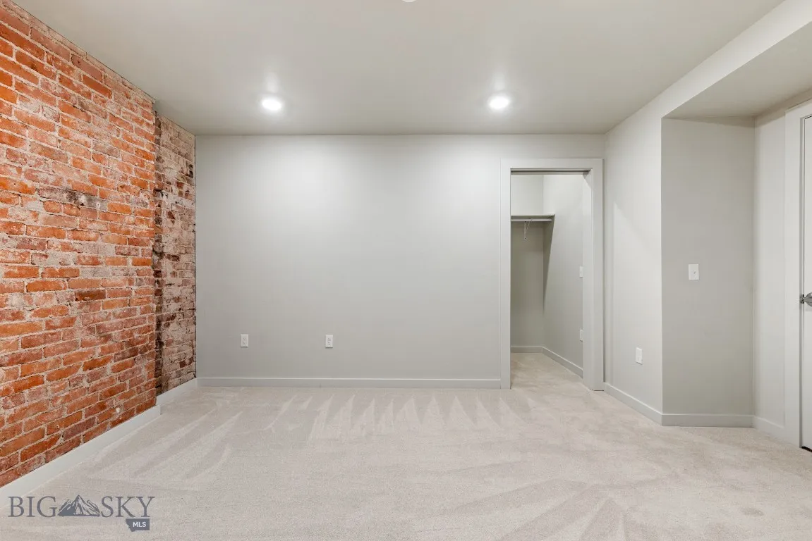 59 E Park Street 203, Butte, Montana 59701, Butte, Montana 59701, 1 Bedroom Bedrooms, ,1 BathroomBathrooms,Residential,For Sale,59 E Park Street 203, Butte, Montana 59701,0,399229