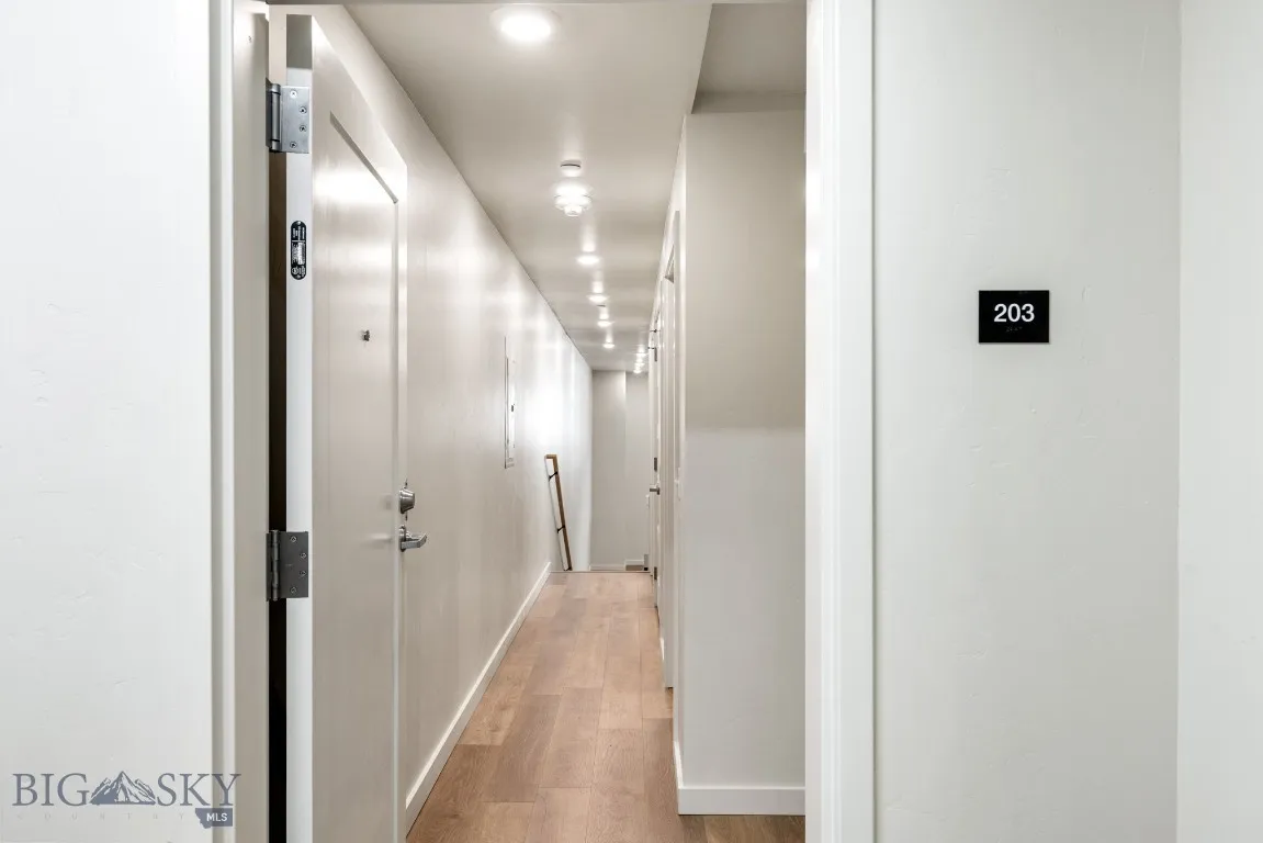 59 E Park Street 203, Butte, Montana 59701, Butte, Montana 59701, 1 Bedroom Bedrooms, ,1 BathroomBathrooms,Residential,For Sale,59 E Park Street 203, Butte, Montana 59701,0,399229