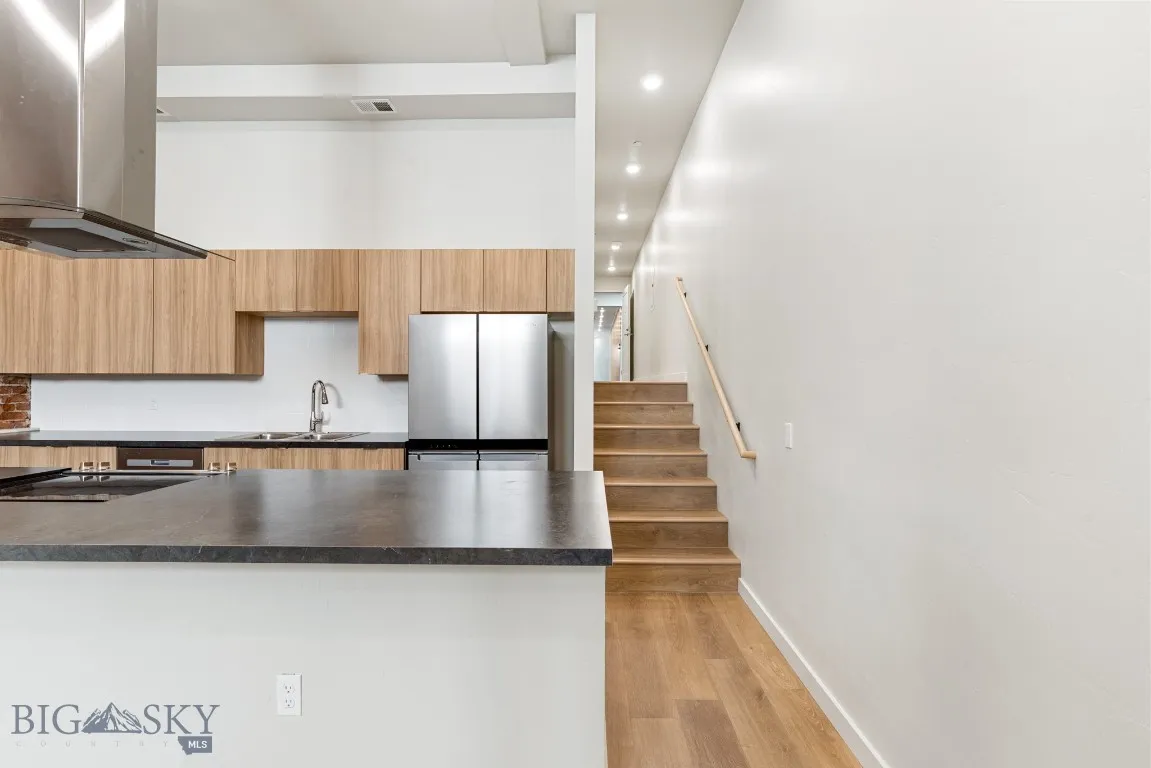 59 E Park Street 203, Butte, Montana 59701, Butte, Montana 59701, 1 Bedroom Bedrooms, ,1 BathroomBathrooms,Residential,For Sale,59 E Park Street 203, Butte, Montana 59701,0,399229