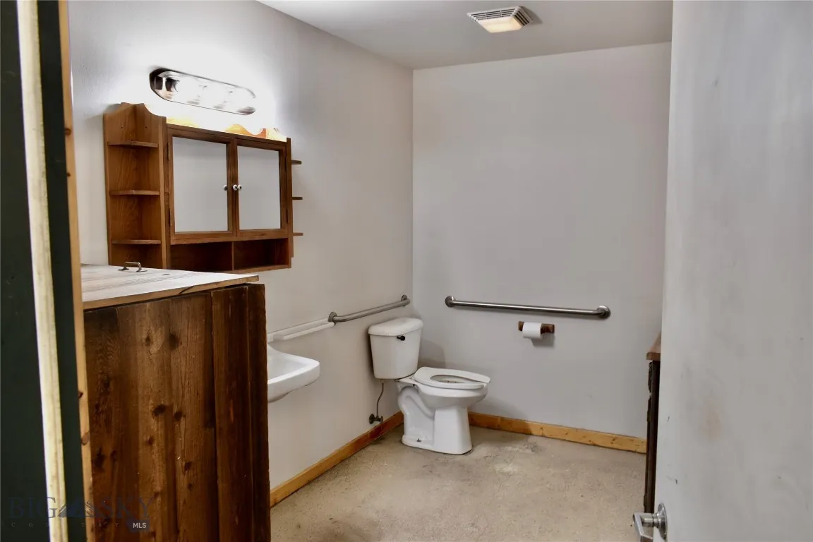 450 High K Street B, Belgrade, Montana 59714, Belgrade, Montana 59714, ,Commercial Lease,450 High K Street B, Belgrade, Montana 59714,399322