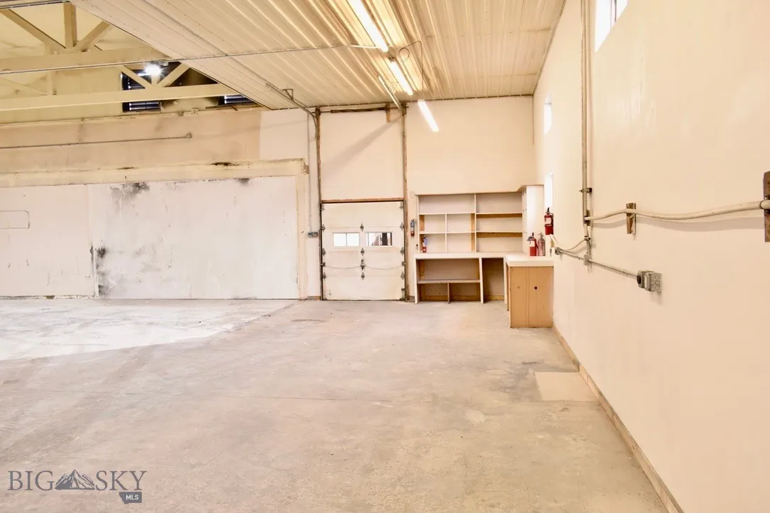450 High K Street B, Belgrade, Montana 59714, Belgrade, Montana 59714, ,Commercial Lease,450 High K Street B, Belgrade, Montana 59714,399322