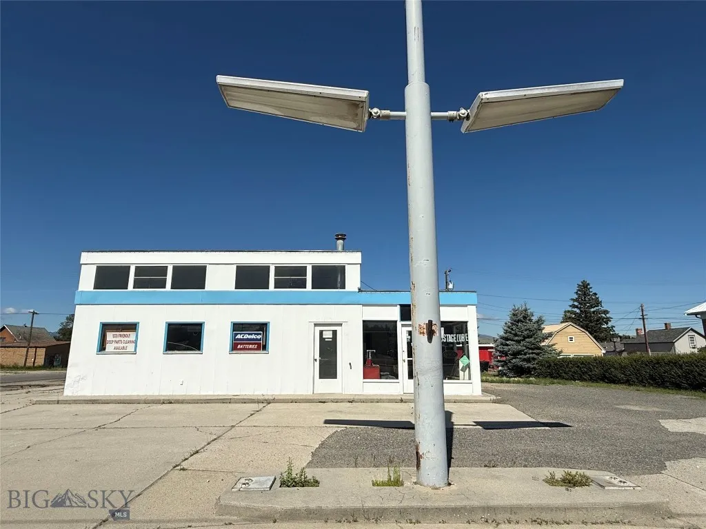 Sign & Lighting Available