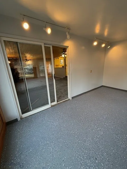 Sunroom/enclosed porch