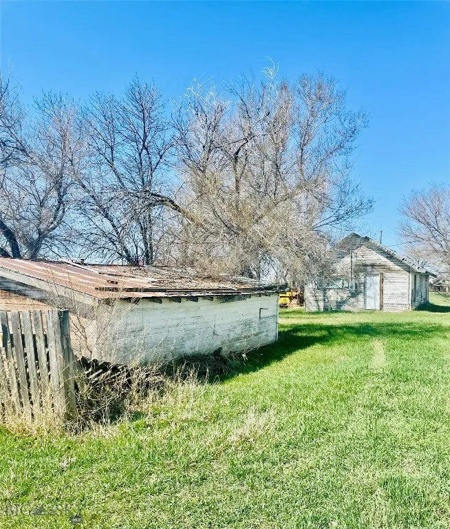 0 New York Street, Chinook, Montana 59523, Chinook, Montana 59523, 2 Bedrooms Bedrooms, ,1 BathroomBathrooms,Residential,For Sale,0 New York Street, Chinook, Montana 59523,0,399484