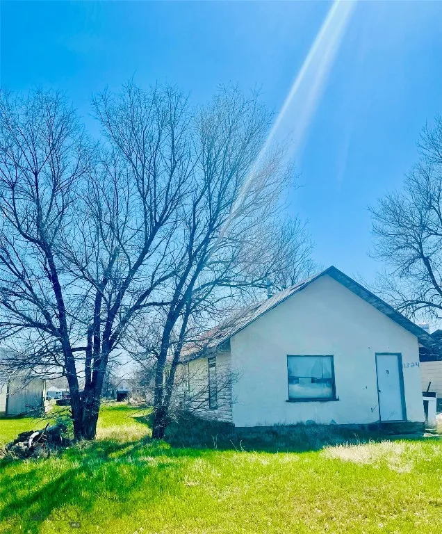 0 New York Street, Chinook, Montana 59523, Chinook, Montana 59523, 2 Bedrooms Bedrooms, ,1 BathroomBathrooms,Residential,For Sale,0 New York Street, Chinook, Montana 59523,0,399484