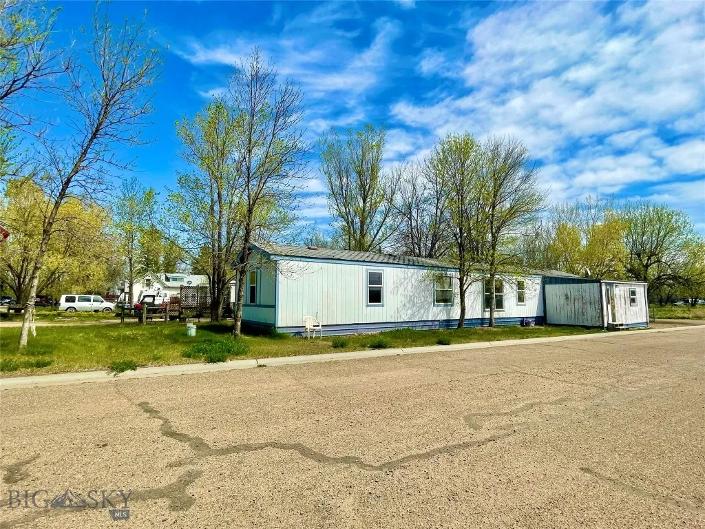 730 Utah Street, Chinook, Montana 59523, Chinook, Montana 59523, ,Residential Income,For Sale,730 Utah Street, Chinook, Montana 59523,0,399590