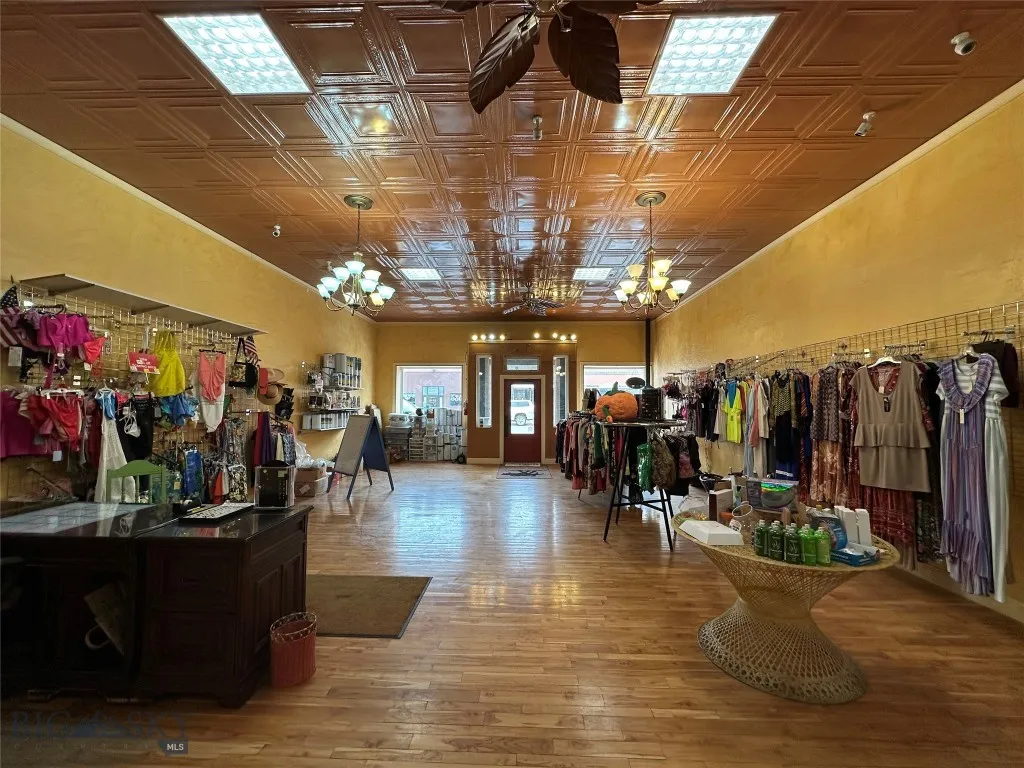 117 W Main Street, Lewistown, Montana 59457, Lewistown, Montana 59457, ,Commercial Sale,For Sale,117 W Main Street, Lewistown, Montana 59457,0,399756