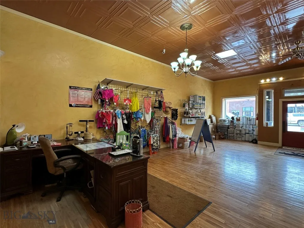 117 W Main Street, Lewistown, Montana 59457, Lewistown, Montana 59457, ,Commercial Sale,For Sale,117 W Main Street, Lewistown, Montana 59457,0,399756