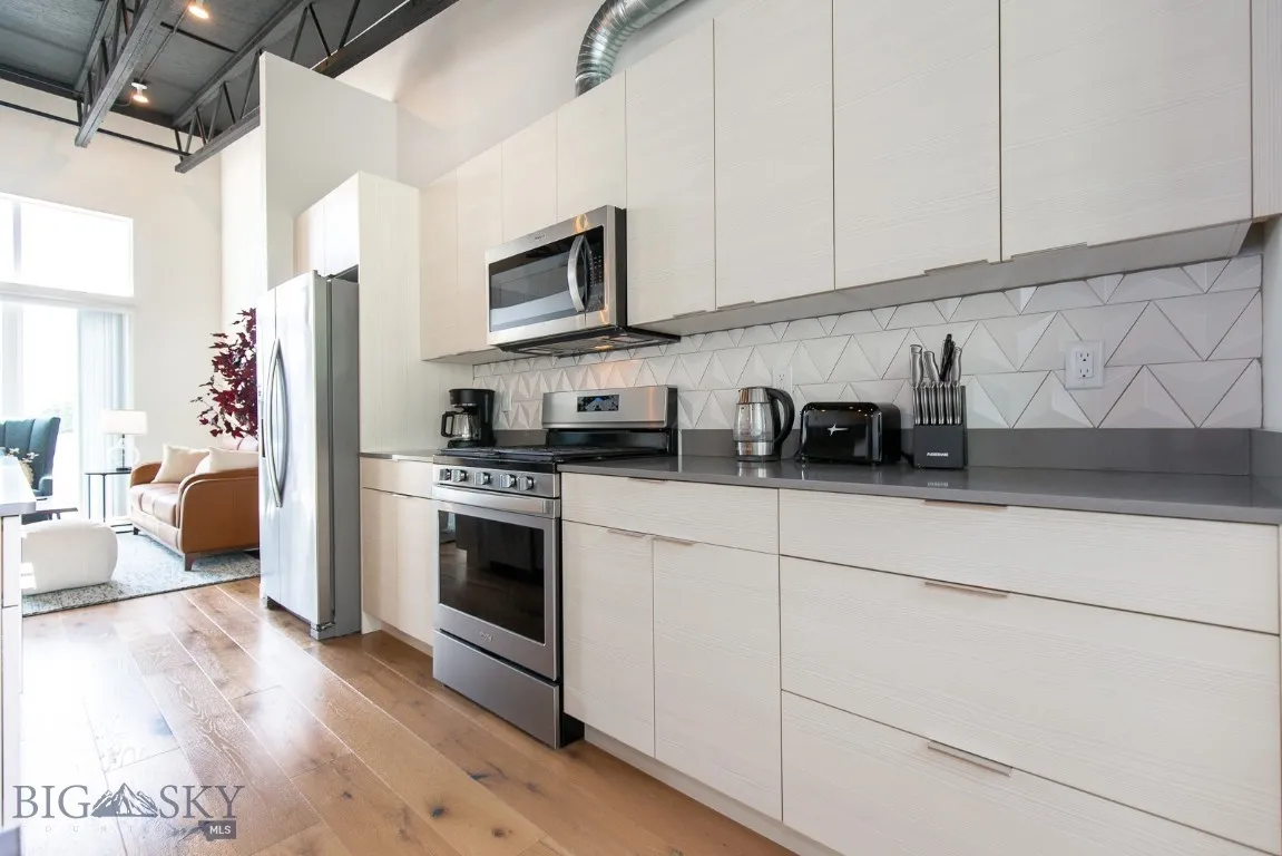 611 Nikles Drive 102/202, Bozeman, Montana 59715, Bozeman, Montana 59715, 1 Bedroom Bedrooms, ,1 BathroomBathrooms,Residential,For Sale,611 Nikles Drive 102/202, Bozeman, Montana 59715,0,399771