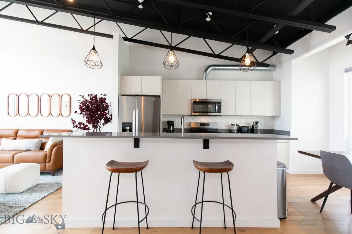 611 Nikles Drive 102/202, Bozeman, Montana 59715, Bozeman, Montana 59715, 1 Bedroom Bedrooms, ,1 BathroomBathrooms,Residential,For Sale,611 Nikles Drive 102/202, Bozeman, Montana 59715,0,399771