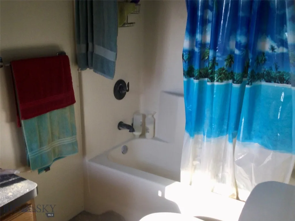 511 Glacier View Road, Valier, Montana 59486, Valier, Montana 59486, 1 Bedroom Bedrooms, ,1 BathroomBathrooms,Residential,For Sale,511 Glacier View Road, Valier, Montana 59486,0,399882