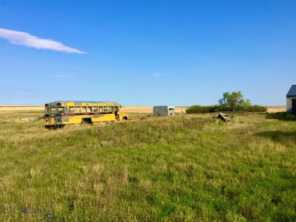 511 Glacier View Road, Valier, Montana 59486, Valier, Montana 59486, 1 Bedroom Bedrooms, ,1 BathroomBathrooms,Residential,For Sale,511 Glacier View Road, Valier, Montana 59486,0,399882