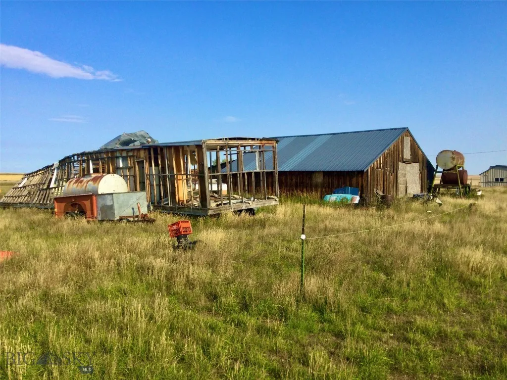 511 Glacier View Road, Valier, Montana 59486, Valier, Montana 59486, 1 Bedroom Bedrooms, ,1 BathroomBathrooms,Residential,For Sale,511 Glacier View Road, Valier, Montana 59486,0,399882