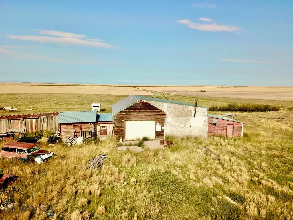 511 Glacier View Road, Valier, Montana 59486, Valier, Montana 59486, 1 Bedroom Bedrooms, ,1 BathroomBathrooms,Residential,For Sale,511 Glacier View Road, Valier, Montana 59486,0,399882