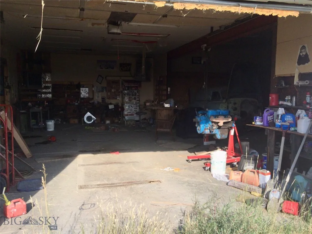511 Glacier View Road, Valier, Montana 59486, Valier, Montana 59486, 1 Bedroom Bedrooms, ,1 BathroomBathrooms,Residential,For Sale,511 Glacier View Road, Valier, Montana 59486,0,399882