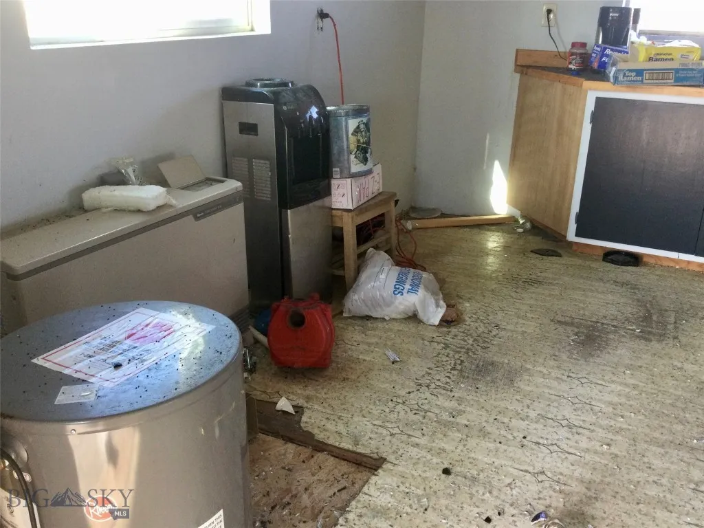 511 Glacier View Road, Valier, Montana 59486, Valier, Montana 59486, 1 Bedroom Bedrooms, ,1 BathroomBathrooms,Residential,For Sale,511 Glacier View Road, Valier, Montana 59486,0,399882