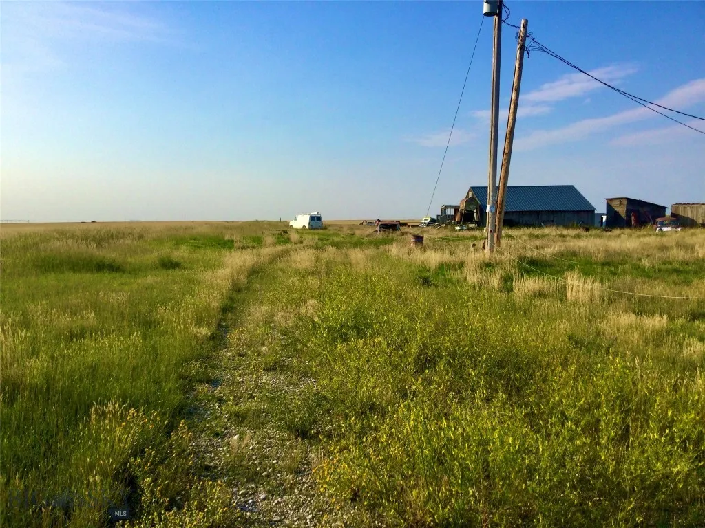 511 Glacier View Road, Valier, Montana 59486, Valier, Montana 59486, 1 Bedroom Bedrooms, ,1 BathroomBathrooms,Residential,For Sale,511 Glacier View Road, Valier, Montana 59486,0,399882