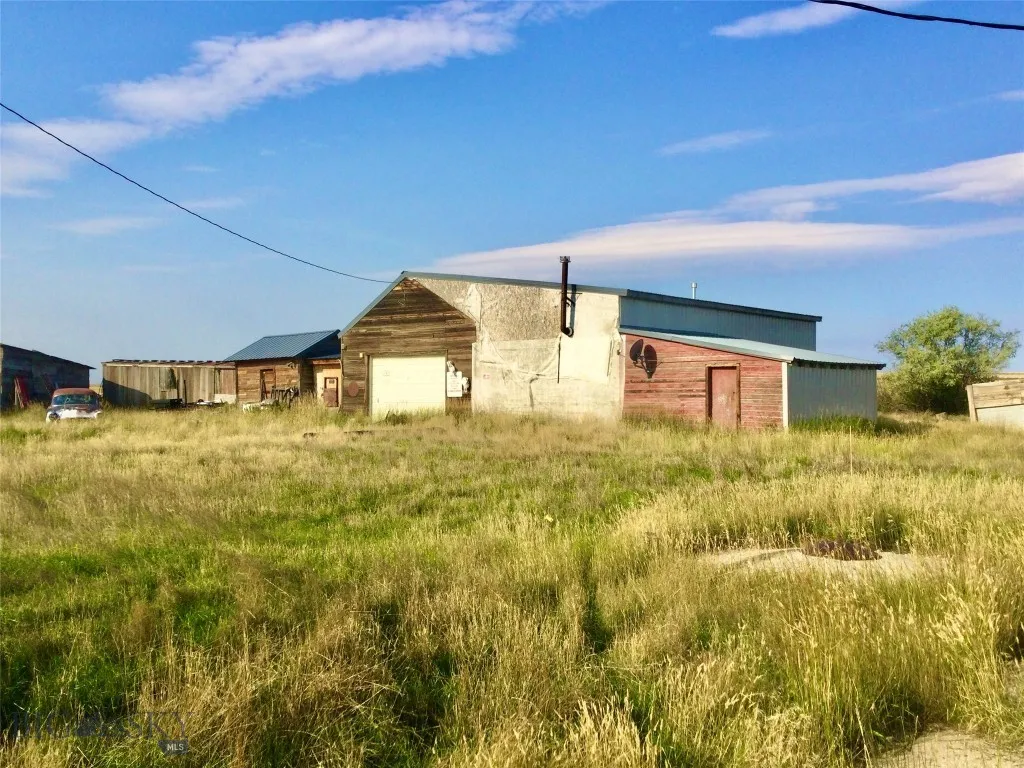 511 Glacier View Road, Valier, Montana 59486, Valier, Montana 59486, 1 Bedroom Bedrooms, ,1 BathroomBathrooms,Residential,For Sale,511 Glacier View Road, Valier, Montana 59486,0,399882