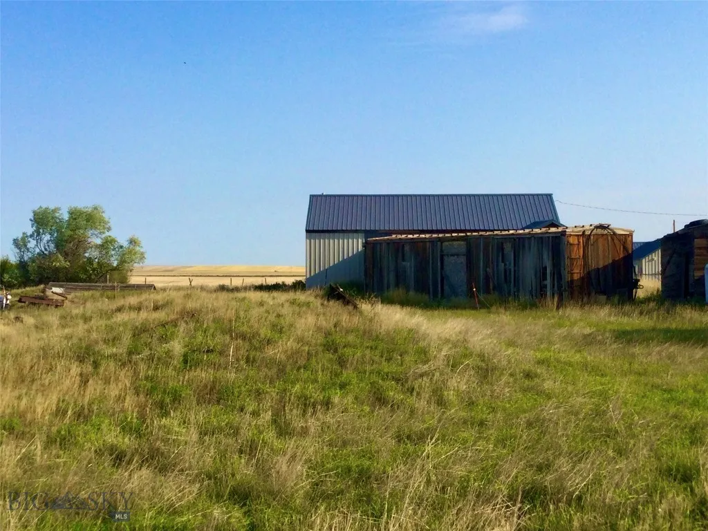 511 Glacier View Road, Valier, Montana 59486, Valier, Montana 59486, 1 Bedroom Bedrooms, ,1 BathroomBathrooms,Residential,For Sale,511 Glacier View Road, Valier, Montana 59486,0,399882