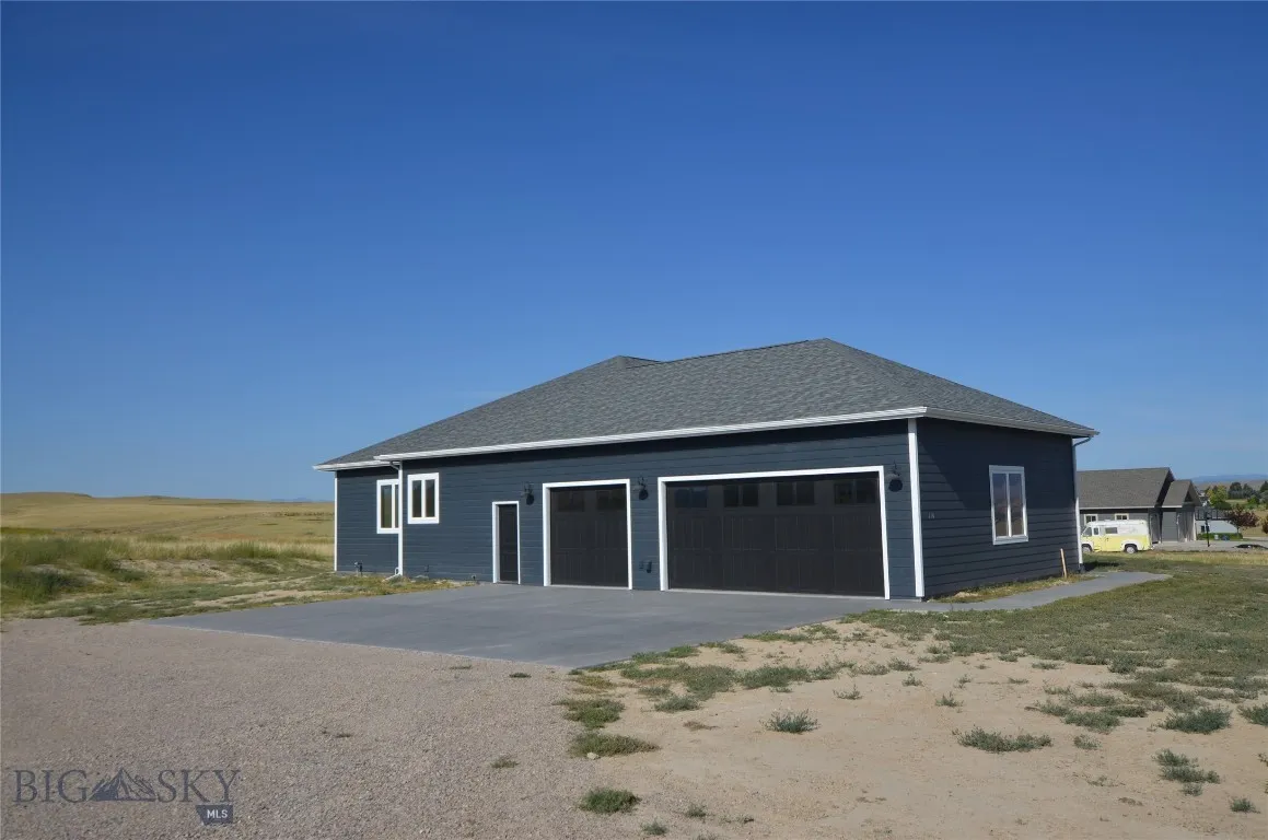 Three car garage