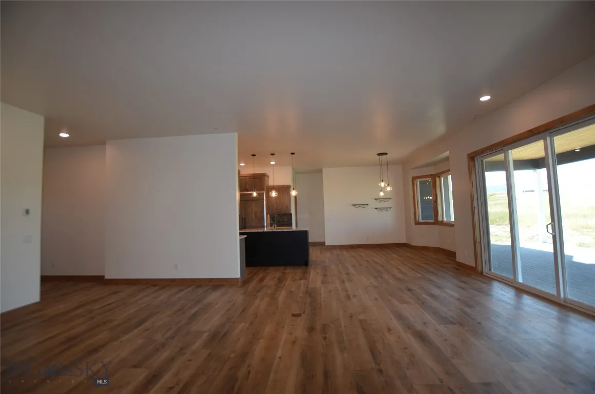 Living to dining room