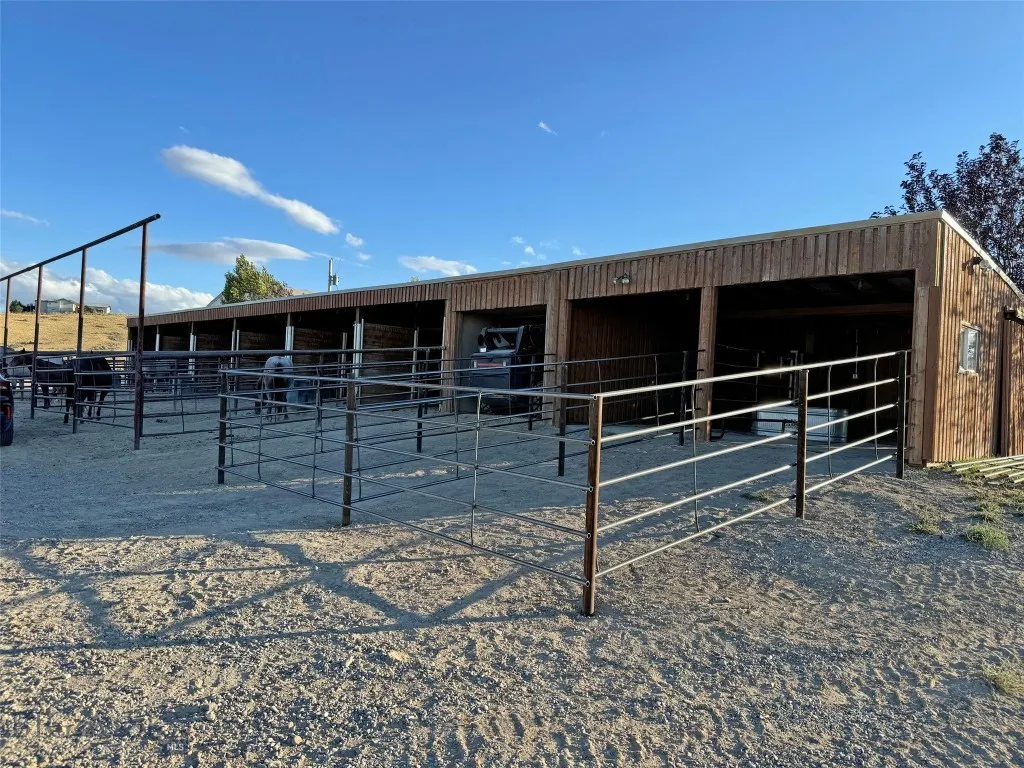 Small Horse Barn