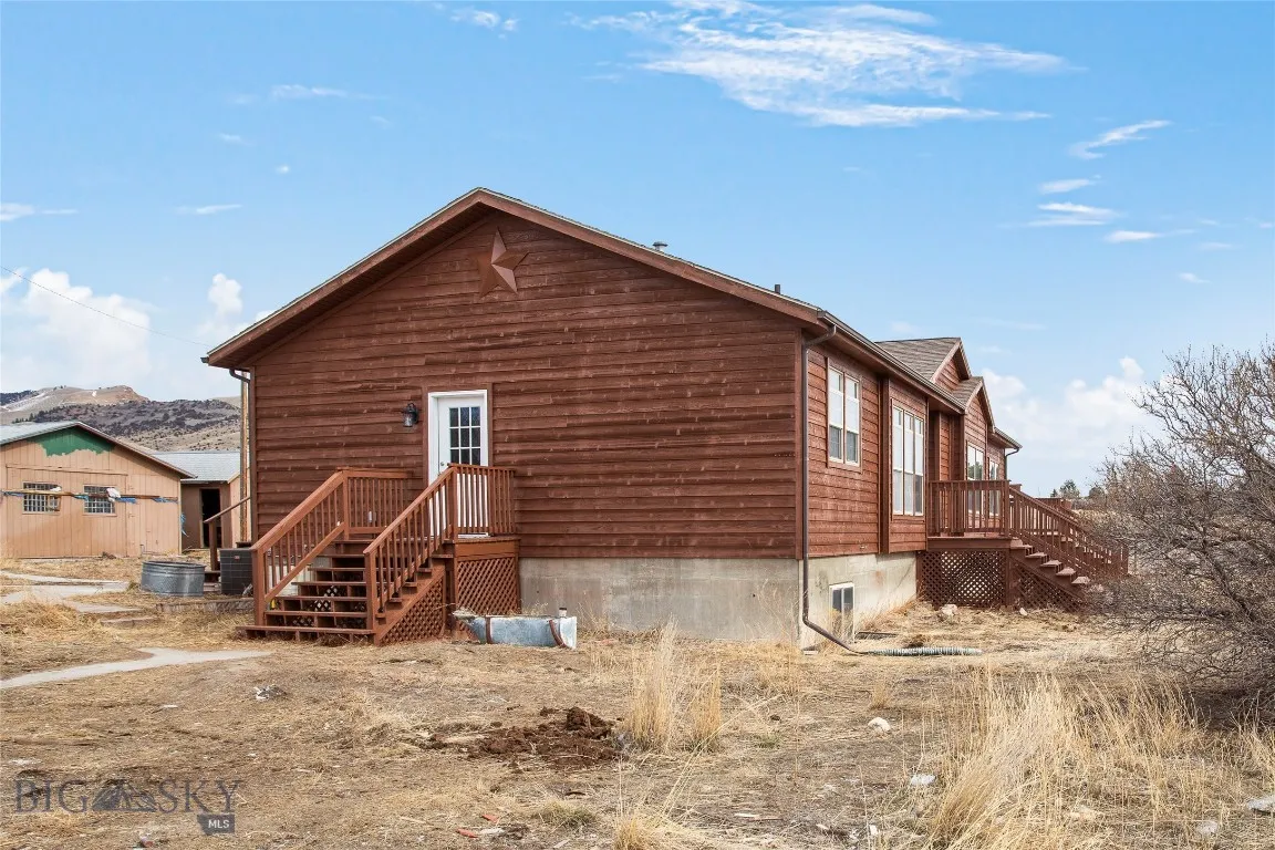131 Yellowstone Trail, Whitehall, Montana 59759, Whitehall, Montana 59759, 5 Bedrooms Bedrooms, ,3 BathroomsBathrooms,Residential,For Sale,131 Yellowstone Trail, Whitehall, Montana 59759,0,400048