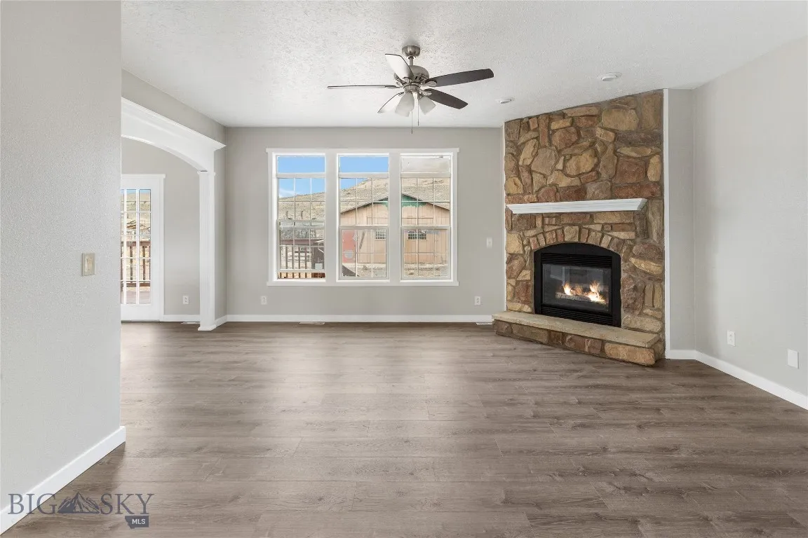 131 Yellowstone Trail, Whitehall, Montana 59759, Whitehall, Montana 59759, 5 Bedrooms Bedrooms, ,3 BathroomsBathrooms,Residential,For Sale,131 Yellowstone Trail, Whitehall, Montana 59759,0,400048