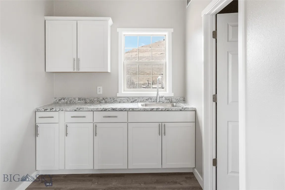 131 Yellowstone Trail, Whitehall, Montana 59759, Whitehall, Montana 59759, 5 Bedrooms Bedrooms, ,3 BathroomsBathrooms,Residential,For Sale,131 Yellowstone Trail, Whitehall, Montana 59759,0,400048