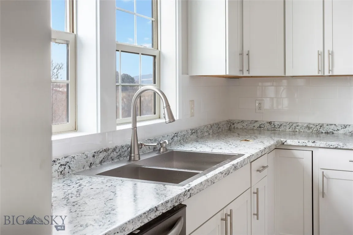 131 Yellowstone Trail, Whitehall, Montana 59759, Whitehall, Montana 59759, 5 Bedrooms Bedrooms, ,3 BathroomsBathrooms,Residential,For Sale,131 Yellowstone Trail, Whitehall, Montana 59759,0,400048