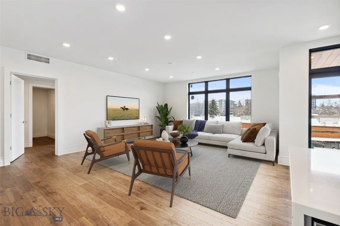 315 N Tracy Avenue 301, Bozeman, Montana 59715, Bozeman, Montana 59715, 2 Bedrooms Bedrooms, ,2 BathroomsBathrooms,Residential,For Sale,315 N Tracy Avenue 301, Bozeman, Montana 59715,0,400105