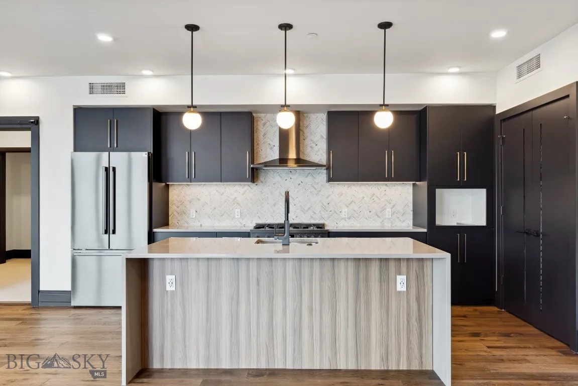 315 N Tracy Avenue 406, Bozeman, Montana 59715, Bozeman, Montana 59715, 1 Bedroom Bedrooms, ,2 BathroomsBathrooms,Residential,For Sale,315 N Tracy Avenue 406, Bozeman, Montana 59715,0,400107