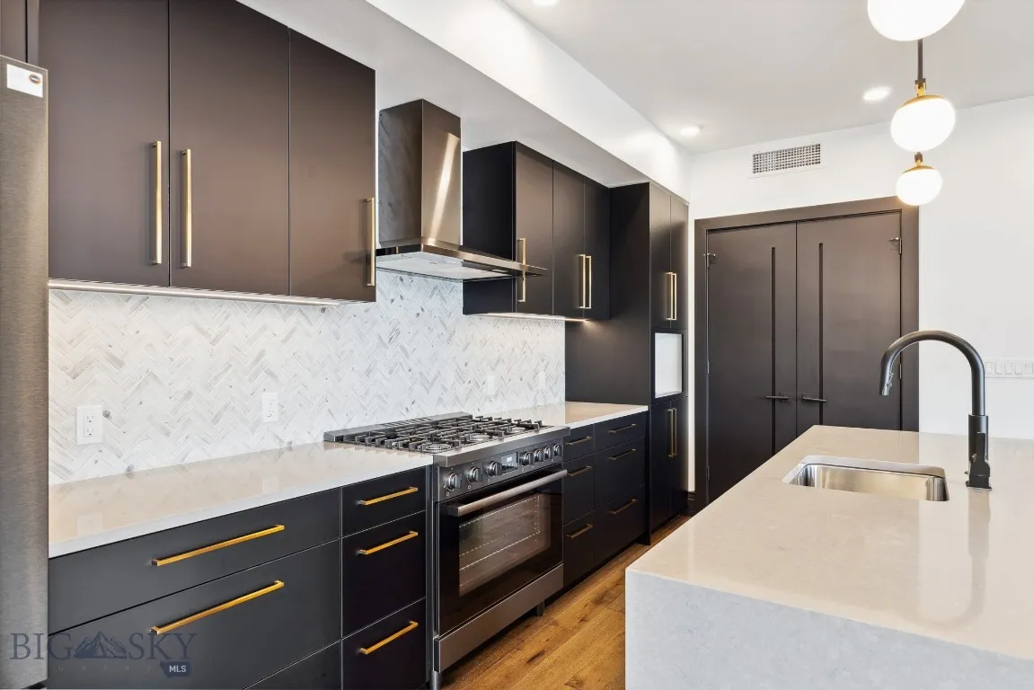 315 N Tracy Avenue 406, Bozeman, Montana 59715, Bozeman, Montana 59715, 1 Bedroom Bedrooms, ,2 BathroomsBathrooms,Residential,For Sale,315 N Tracy Avenue 406, Bozeman, Montana 59715,0,400107