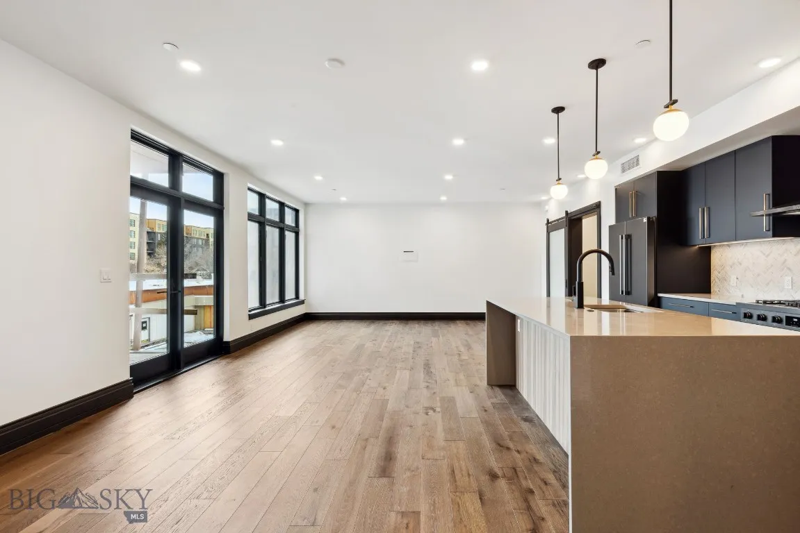 315 N Tracy Avenue 406, Bozeman, Montana 59715, Bozeman, Montana 59715, 1 Bedroom Bedrooms, ,2 BathroomsBathrooms,Residential,For Sale,315 N Tracy Avenue 406, Bozeman, Montana 59715,0,400107