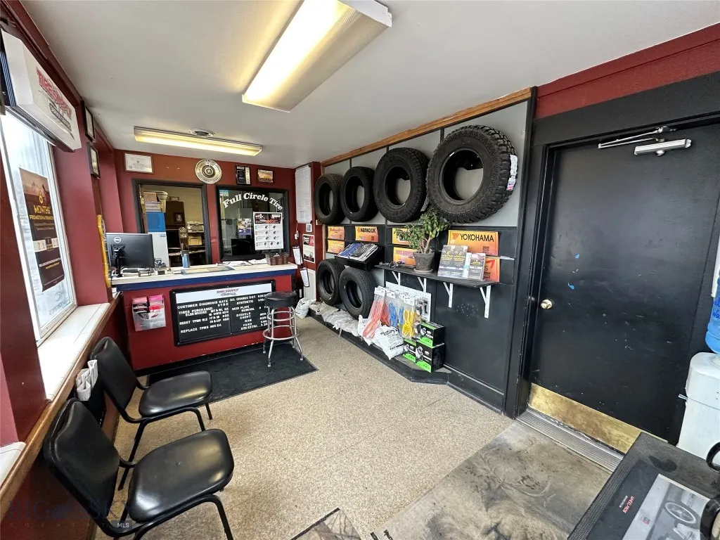 Show room