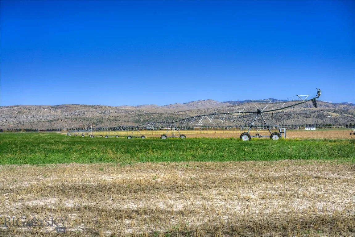 Parcel B1 Manhattan Frontage E Road, Manhattan, Mo, Manhattan, Montana 59741, ,Land,For Sale,Parcel B1 Manhattan Frontage E Road, Manhattan, Mo,0,400173