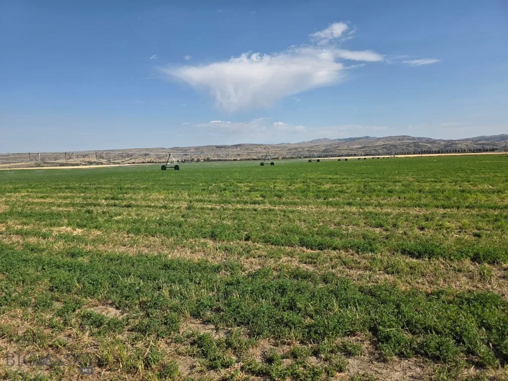 Parcel B1 Manhattan Frontage E Road, Manhattan, Mo, Manhattan, Montana 59741, ,Land,For Sale,Parcel B1 Manhattan Frontage E Road, Manhattan, Mo,0,400173