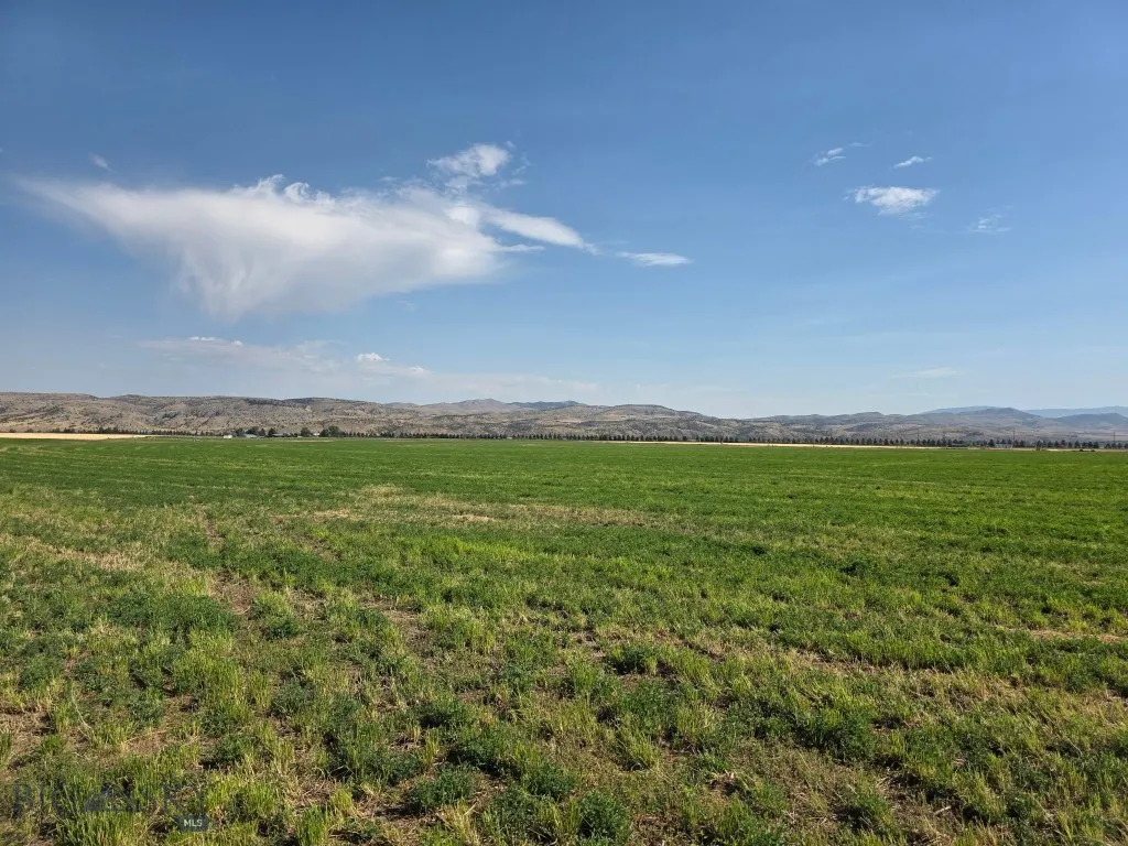 Parcel B1 Manhattan Frontage E Road, Manhattan, Mo, Manhattan, Montana 59741, ,Land,For Sale,Parcel B1 Manhattan Frontage E Road, Manhattan, Mo,0,400173