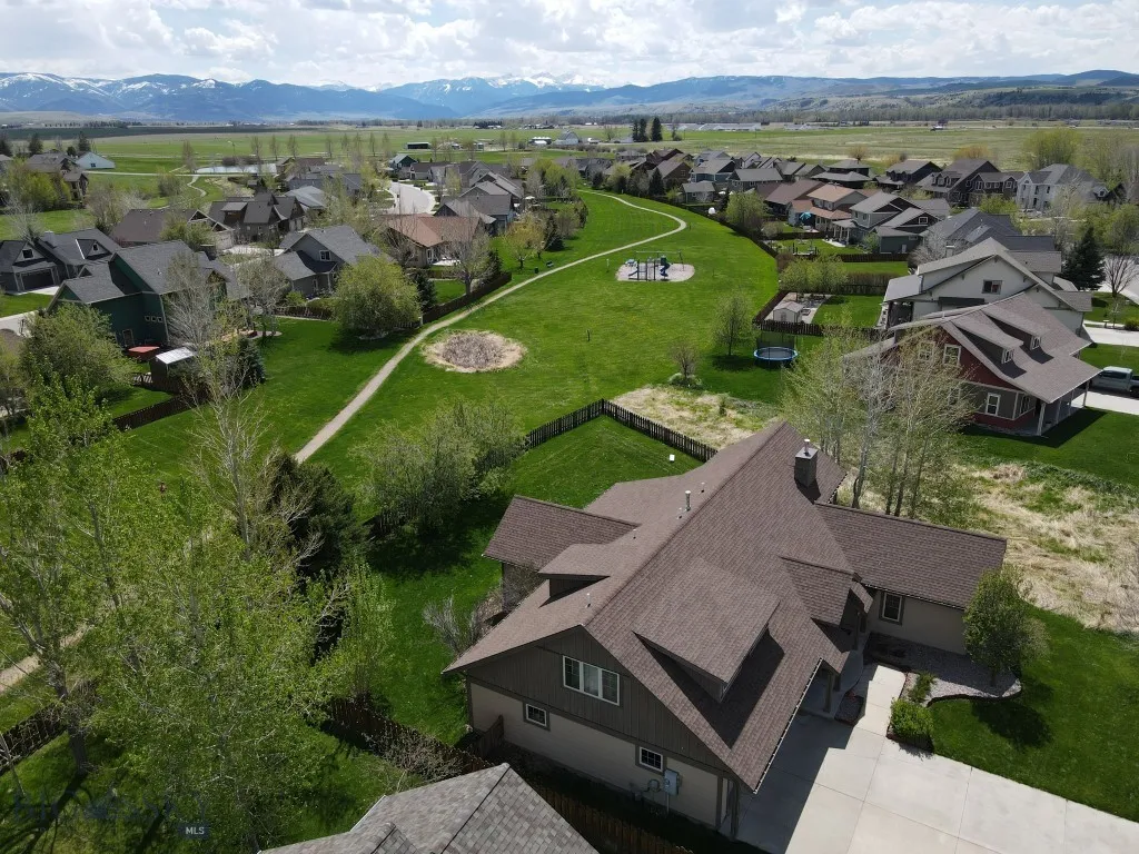 284 Annie Glade, Bozeman, Montana 59718, Bozeman, Montana 59718, 4 Bedrooms Bedrooms, ,3 BathroomsBathrooms,Residential,For Sale,284 Annie Glade, Bozeman, Montana 59718,400157
