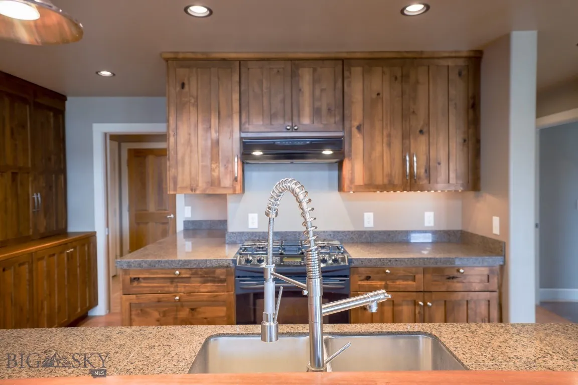 284 Annie Glade, Bozeman, Montana 59718, Bozeman, Montana 59718, 4 Bedrooms Bedrooms, ,3 BathroomsBathrooms,Residential,For Sale,284 Annie Glade, Bozeman, Montana 59718,400157