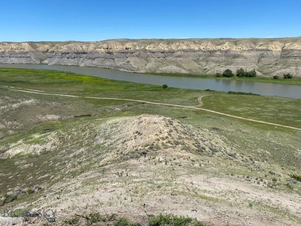 Highwood, Montana 59450, ,Land,For Sale,0,400545