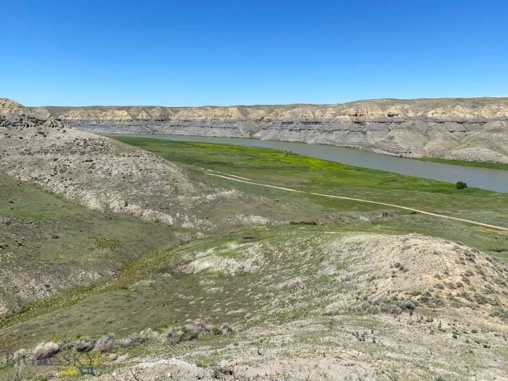 Highwood, Montana 59450, ,Land,For Sale,0,400545