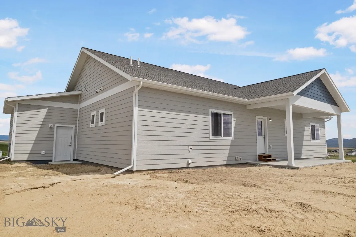 5 S. Durango Trail, Three Forks, Montana 59752, Three Forks, Montana 59752, 3 Bedrooms Bedrooms, ,2 BathroomsBathrooms,Residential,For Sale,5 S. Durango Trail, Three Forks, Montana 59752,0,400576