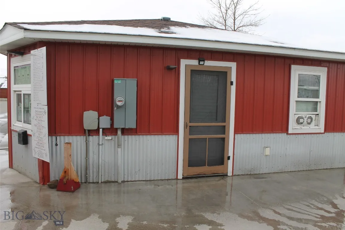 415 W 1st Ave, Big Timber, Montana 59011, Big Timber, Montana 59011, ,Commercial Sale,For Sale,415 W 1st Ave, Big Timber, Montana 59011,0,400933