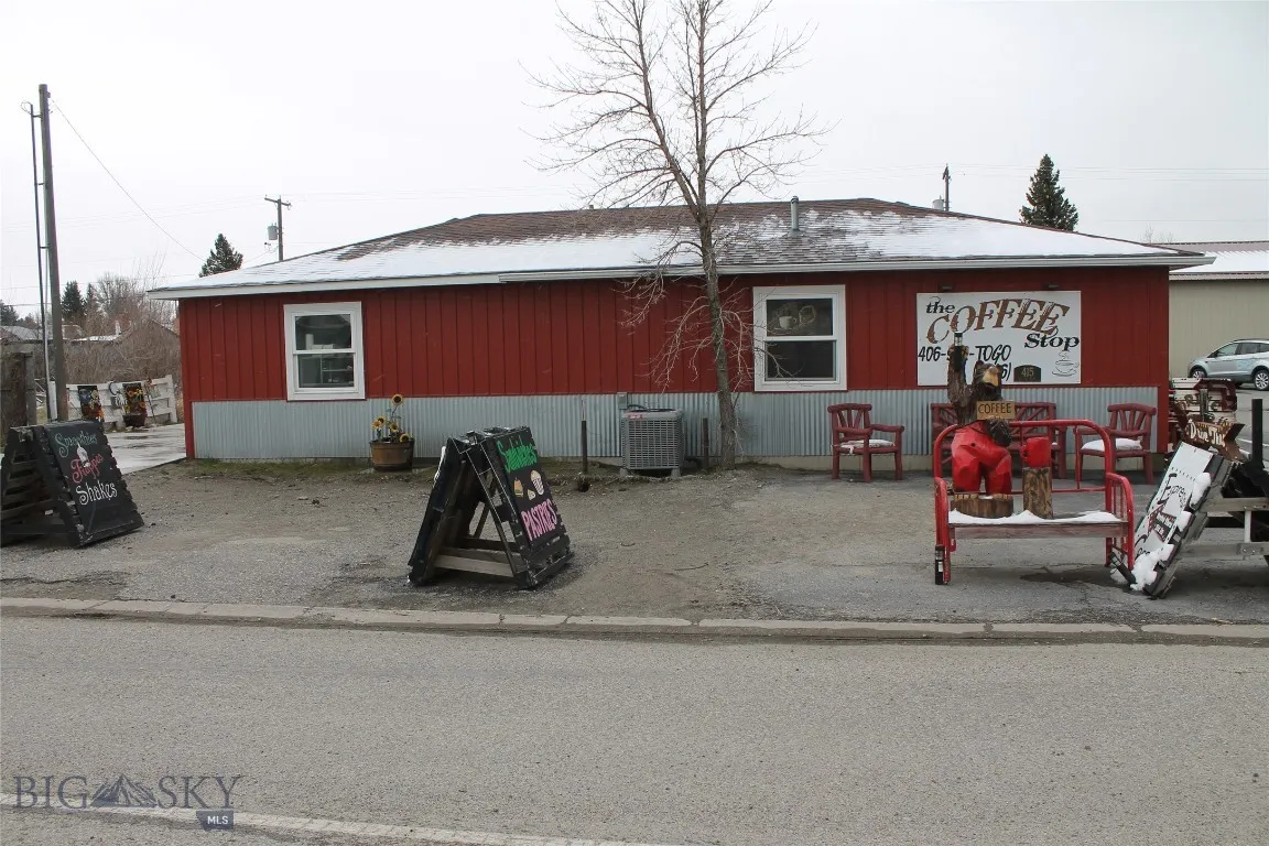 415 W 1st Ave, Big Timber, Montana 59011, Big Timber, Montana 59011, ,Commercial Sale,For Sale,415 W 1st Ave, Big Timber, Montana 59011,0,400933