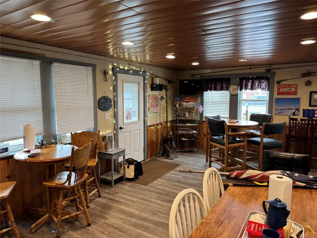 415 W 1st Ave, Big Timber, Montana 59011, Big Timber, Montana 59011, ,Commercial Sale,For Sale,415 W 1st Ave, Big Timber, Montana 59011,0,400933
