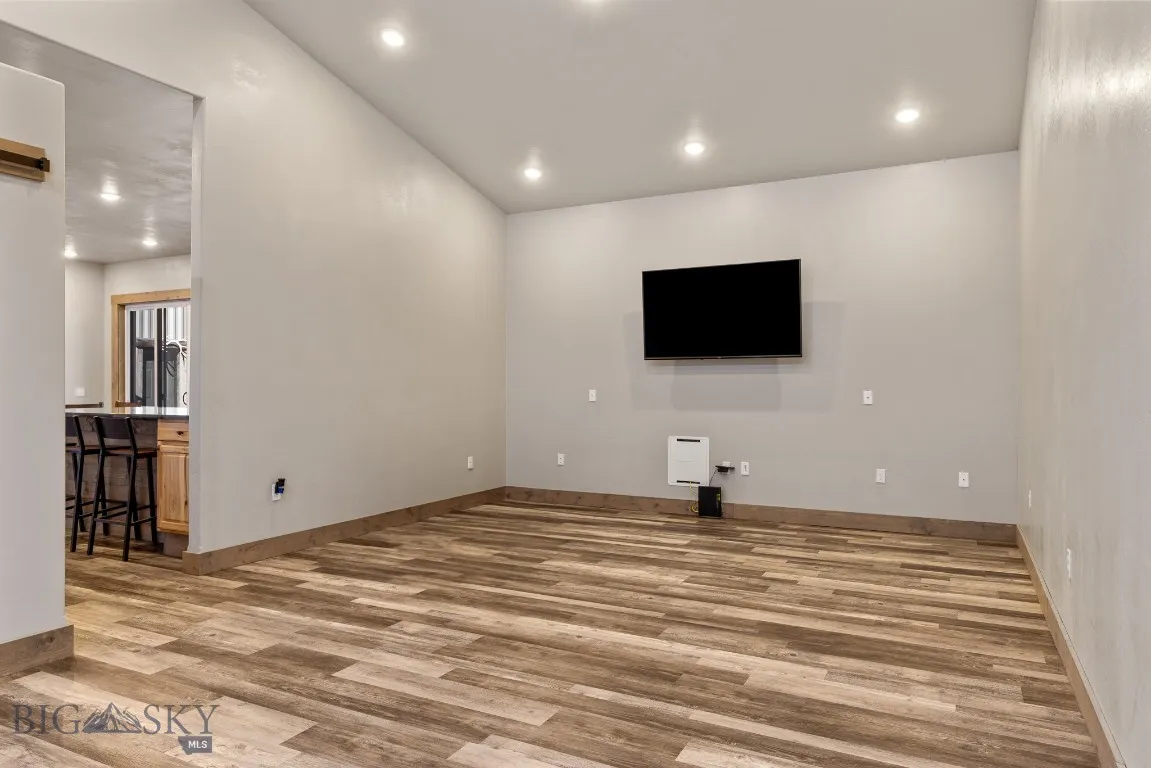 22 Red Rock Trail, Ennis, Montana 59729, Ennis, Montana 59729, 3 Bedrooms Bedrooms, ,1 BathroomBathrooms,Residential,For Sale,22 Red Rock Trail, Ennis, Montana 59729,400919