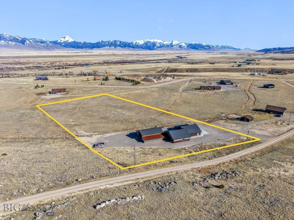 5.106 Acres! 
*Lot Lines are Approx*